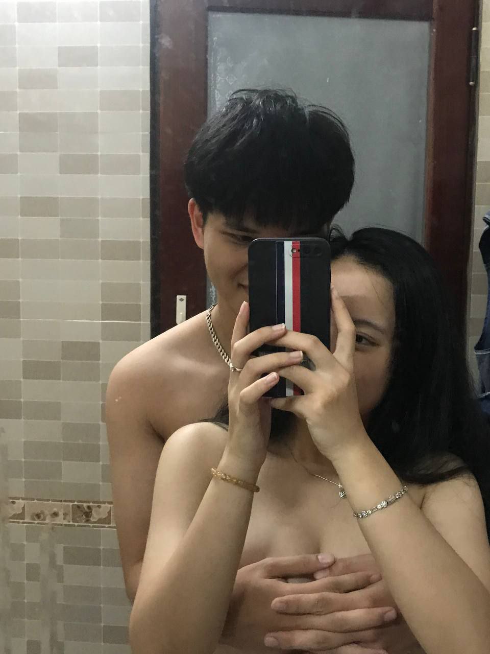 Về quê gặp lại cô chị gái lười biếng ngực bự